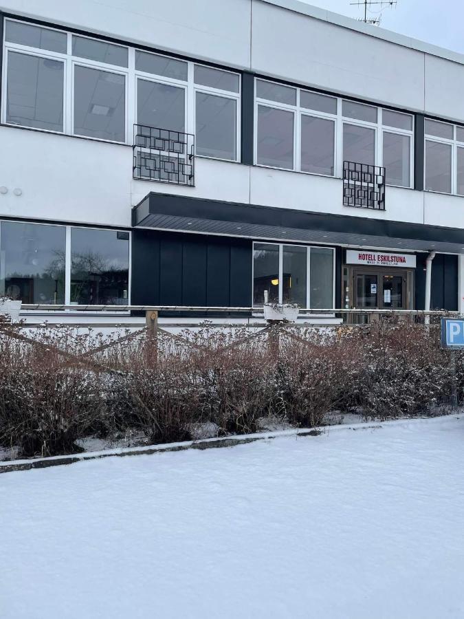 Hotell Εσκιλστούνα Εξωτερικό φωτογραφία
